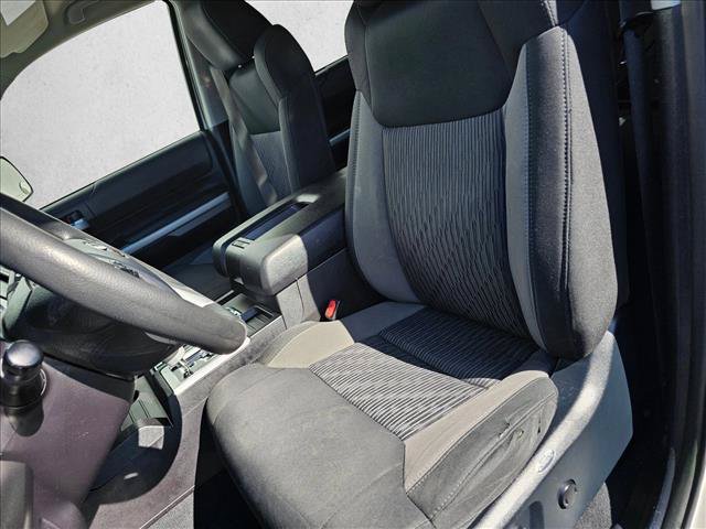 Used 2015 Toyota Tundra SR5 w/ SR5 Upgrade Package AWD/4WD image 22