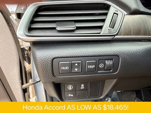 Used 2018 Honda Accord Touring image 24