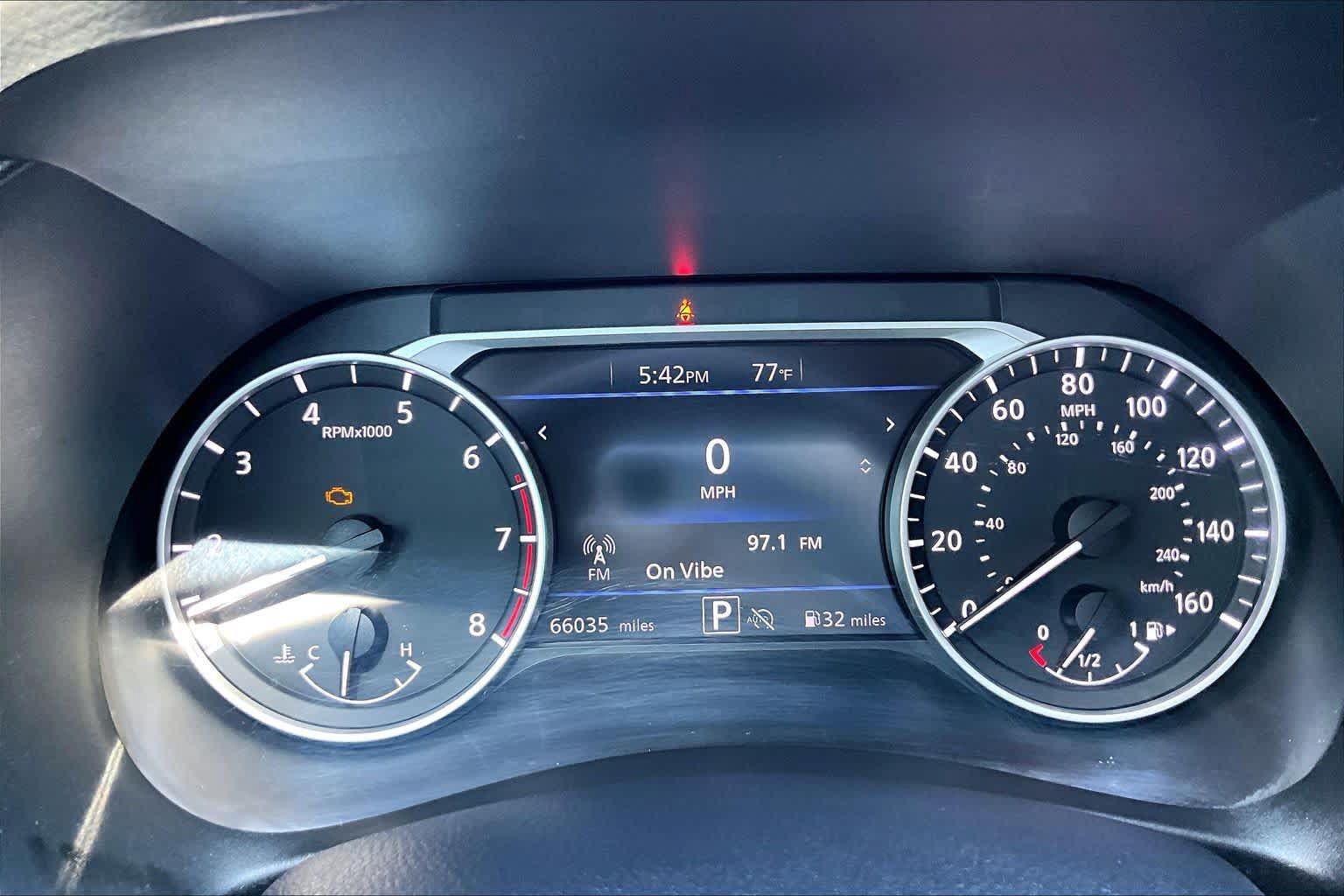 Used 2024 Nissan Sentra SV FWD image 25