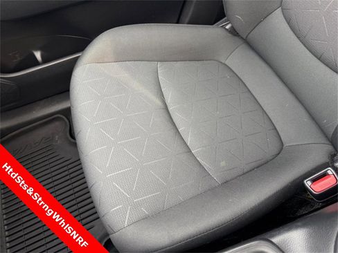 Used 2023 Toyota RAV4 XLE w/ Convenience Package image 27