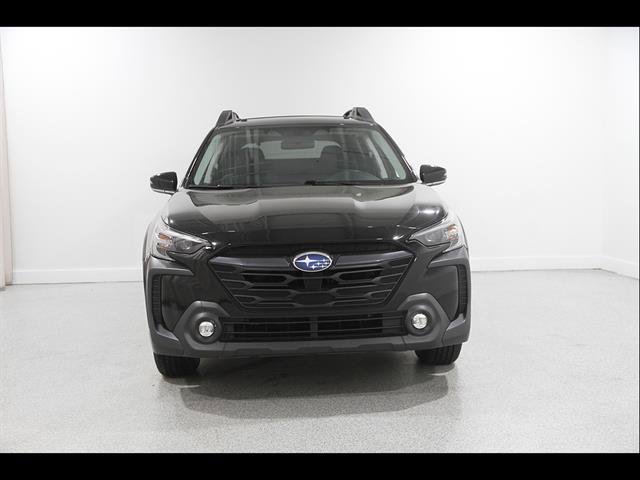 Used 2024 Subaru Outback Premium AWD/4WD image 2