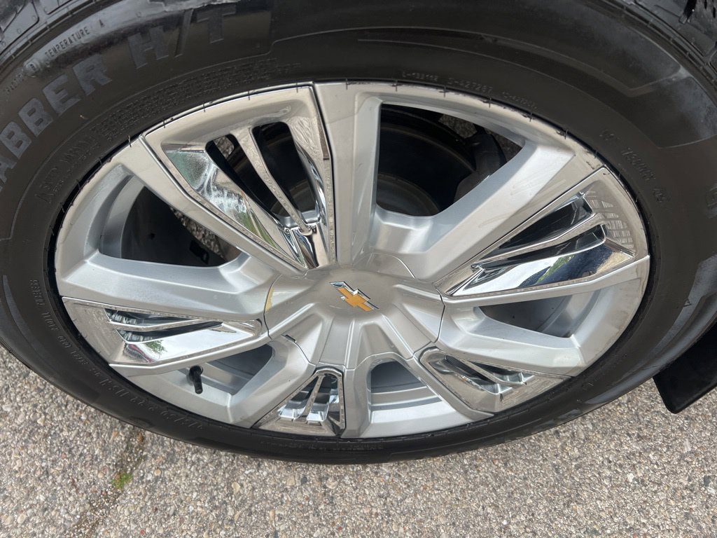 Used 2021 Chevrolet Suburban High Country AWD/4WD image 46