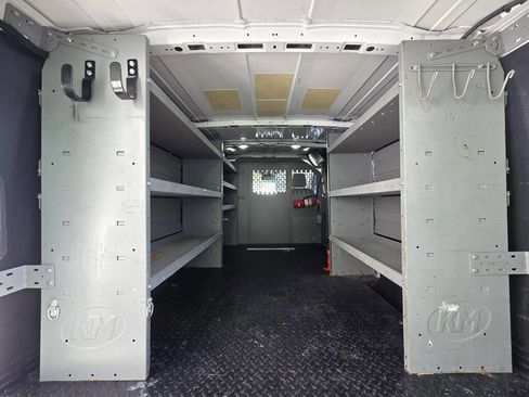 Used 2019 Ford Transit 150 130 Low Roof image 9