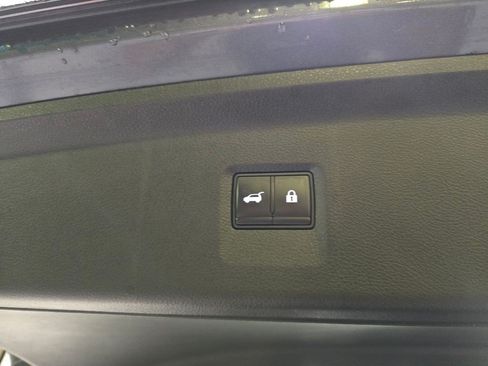 Used 2023 INFINITI QX60 Sensory w/ Vision Package FWD image 45