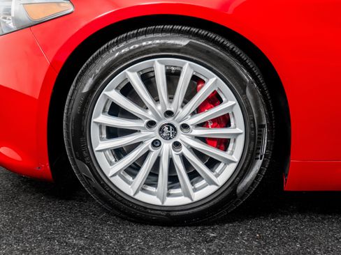 Used 2023 Alfa Romeo Giulia Sprint image 21