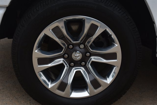 Used 2022 RAM 1500 Limited w/ Body Color Bumper Group AWD/4WD image 11