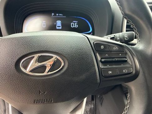 Used 2024 Hyundai Venue SEL FWD image 39