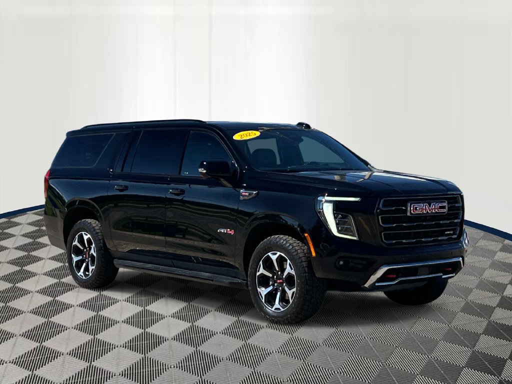 Used 2025 GMC Yukon XL AT4 AWD/4WD image 6