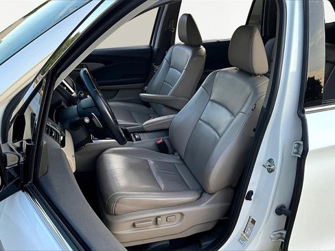 Used 2016 Honda Pilot Touring image 25