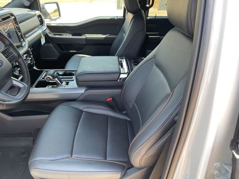 New 2025 Ford F150 Lariat w/ Equipment Group 502A High image 9