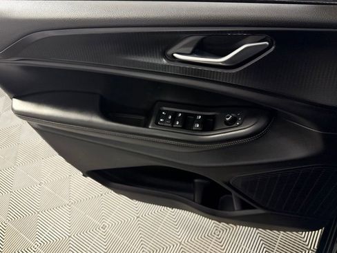Certified 2025 Jeep Grand Cherokee Altitude AWD/4WD image 25