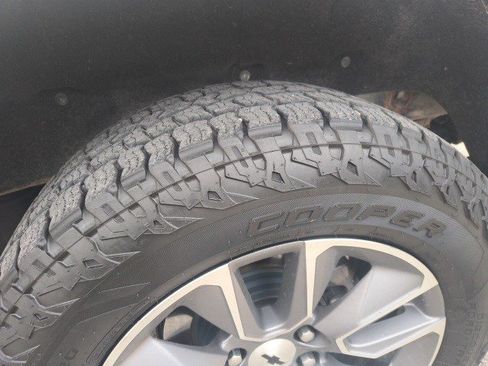 Used 2019 Chevrolet Silverado 1500 RST image 9