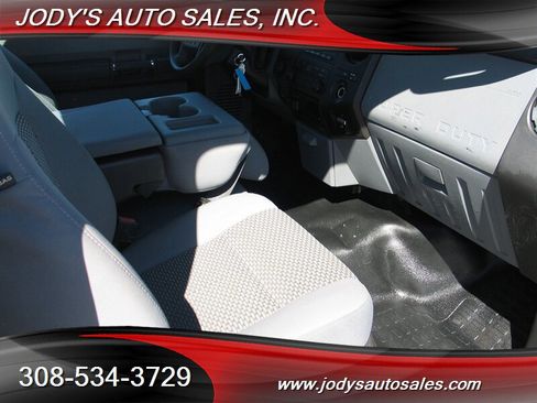 Used 2016 Ford F250 XL w/ Power Equipment Group image 20