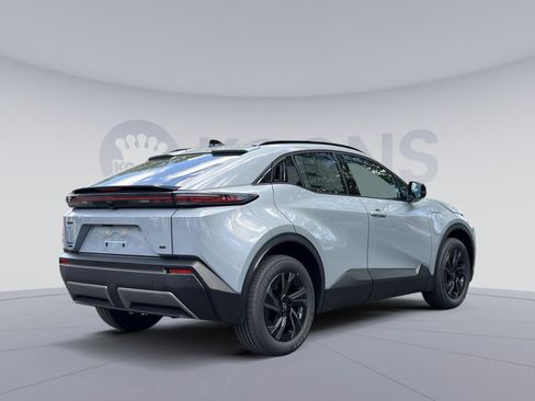 New 2026 Toyota C-HR AWD/4WD image 4