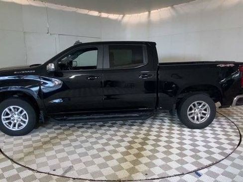 Used 2021 Chevrolet Silverado 1500 LT AWD/4WD image 8