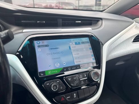 Used 2019 Chevrolet Bolt LT FWD image 3