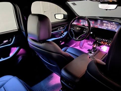 Used 2025 Cadillac CT5 V w/ Technology Package image 48