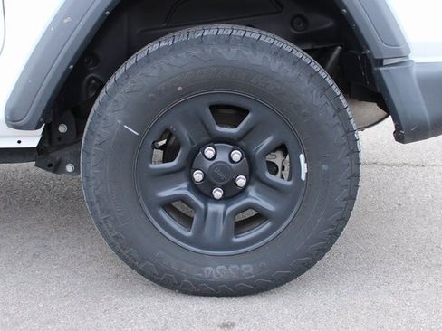 Used 2024 Jeep Wrangler Sport image 32