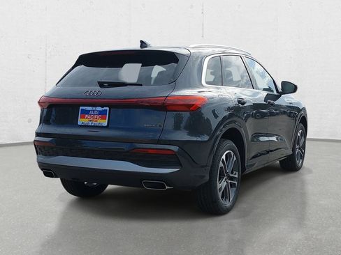 New 2026 Audi Q5 Premium AWD/4WD image 5
