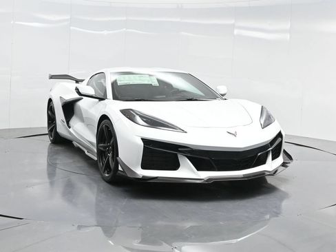 New 2025 Chevrolet Corvette Z06 w/ Z07 Performance Package RWD image 57