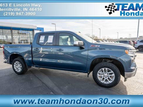 Used 2024 Chevrolet Silverado 1500 LT w/ Z71 Off-Road Package image 1