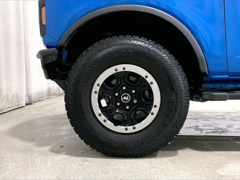 Used 2023 Ford Bronco Outer Banks w/ Sasquatch Package AWD/4WD image 8