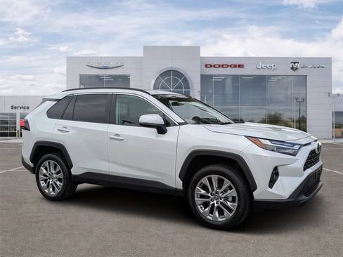 Used 2025 Toyota RAV4 XLE Premium w/ Weather Package AWD/4WD image 1