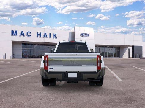 New 2026 Ford F350 King Ranch w/ FX4 Off-Road Package AWD/4WD image 25