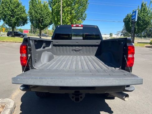 Used 2015 Chevrolet Silverado 2500 High Country w/ Duramax Plus Package AWD/4WD image 7