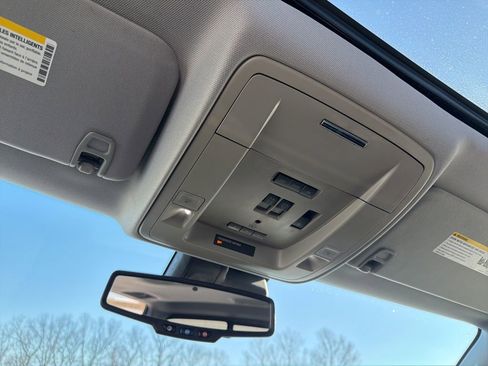 Used 2016 GMC Sierra 1500 Denali w/ Denali Ultimate Package image 14