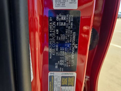 Certified 2022 Kia Sportage LX image 32