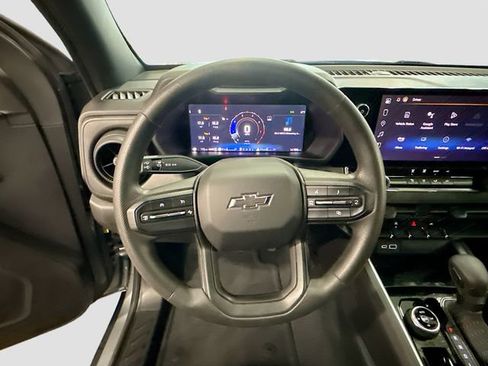 Used 2024 Chevrolet Colorado Trail Boss image 12