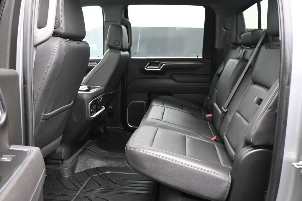 Used 2025 Chevrolet Silverado 3500 LTZ w/ LTZ Plus Package AWD/4WD image 25