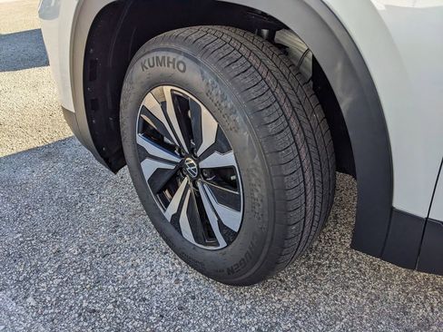 New 2026 Volkswagen Atlas SE image 31