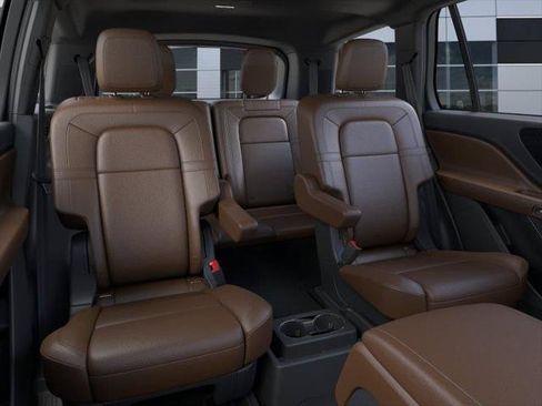 New 2026 Lincoln Aviator Reserve AWD/4WD image 11