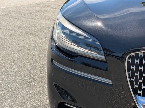 Used 2021 Lincoln Aviator Reserve w/ Equipment Group 201A image 9