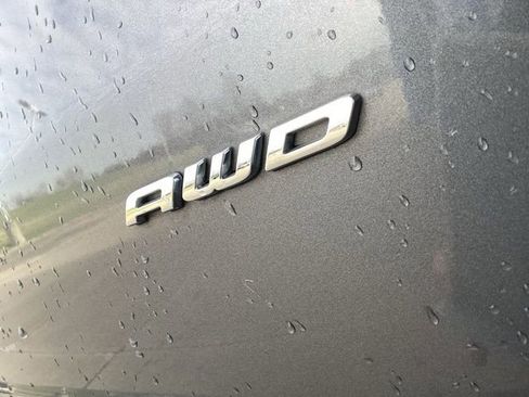 Used 2022 Ford Edge SEL image 22