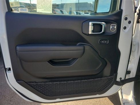 New 2026 Jeep Gladiator Sport image 15