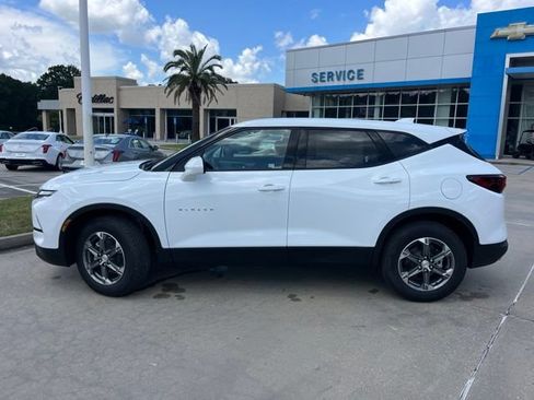 New 2026 Chevrolet Blazer LT w/ LPO, Floor Liner Package FWD image 3
