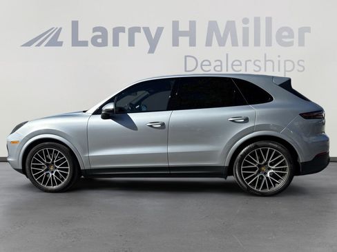 Used 2020 Porsche Cayenne S image 7