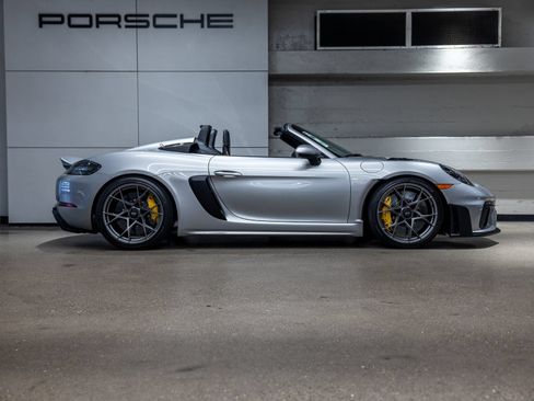 Certified 2025 Porsche 718 Boxster Spyder RS RWD image 9