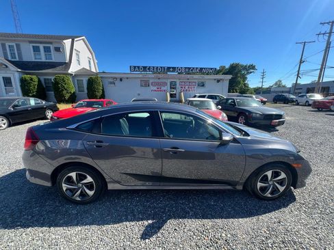 Used 2020 Honda Civic LX image 5