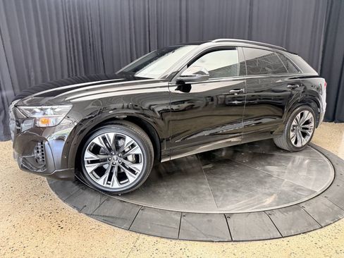 Used 2024 Audi Q8 Premium w/ Black Optic Package AWD/4WD image 4