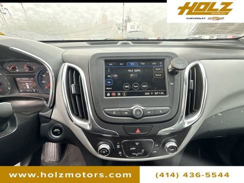 Used 2019 Chevrolet Equinox LS w/ LS Convenience Package image 11