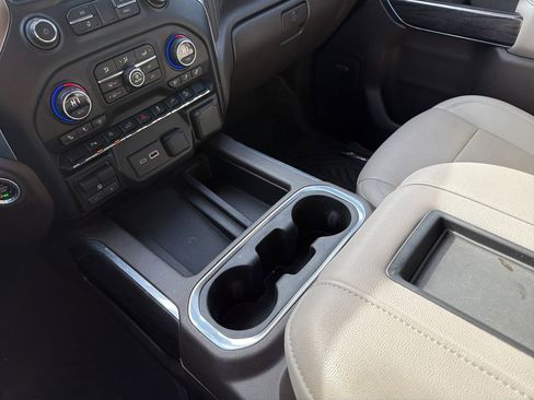 Used 2021 Chevrolet Silverado 1500 LTZ image 21