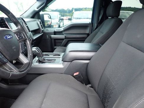 Used 2018 Ford F150 XLT w/ Equipment Group 302A Luxury AWD/4WD image 11
