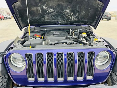 Used 2023 Jeep Wrangler Unlimited Rubicon w/ Xtreme 35 Tire Package image 38