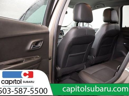 Used 2022 Chevrolet Trax LT w/ LT Convenience Package image 29