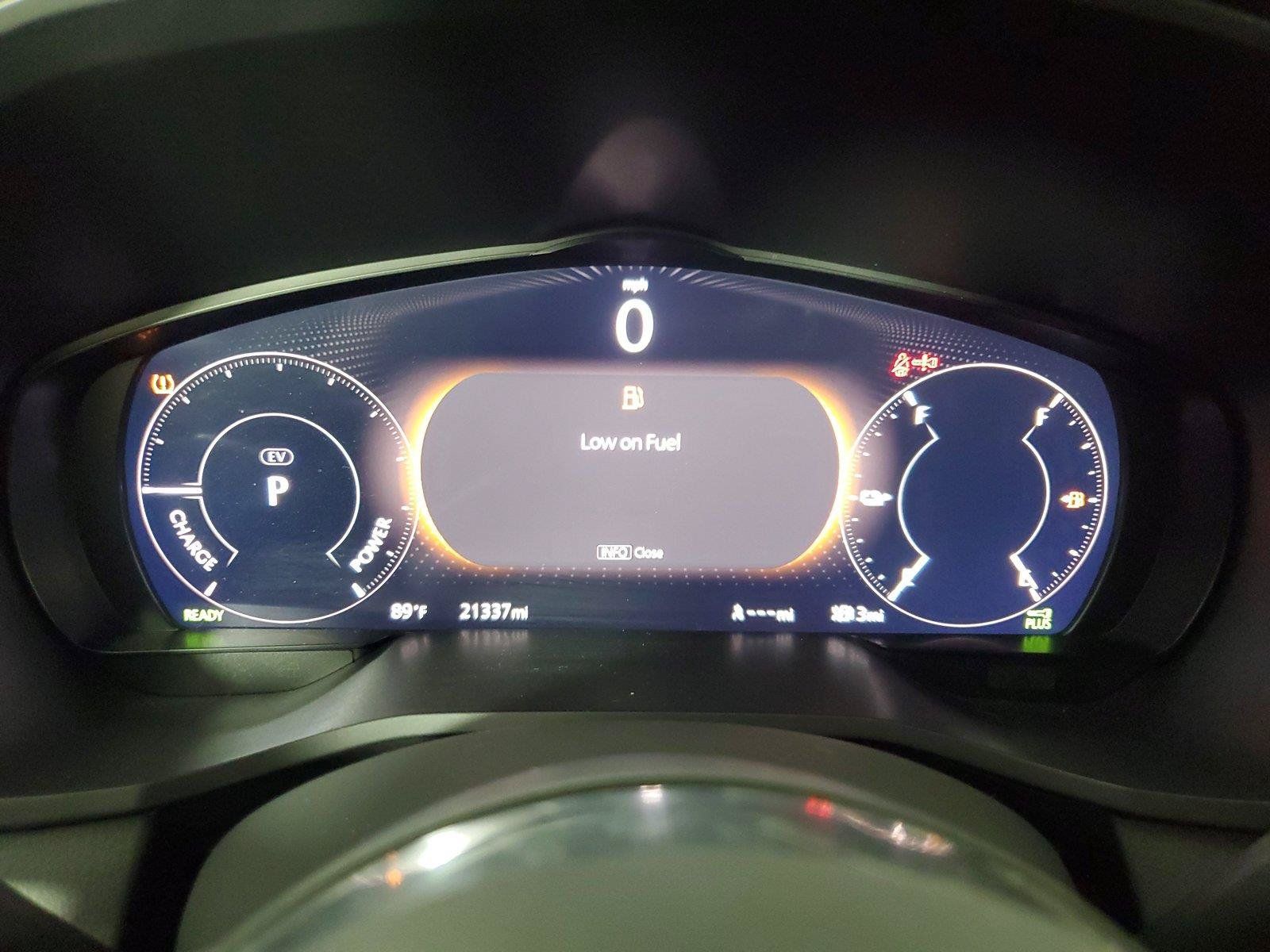 Certified 2025 MAZDA CX-70 Plug-In Hybrid w/ Premium Plus AWD/4WD image 24