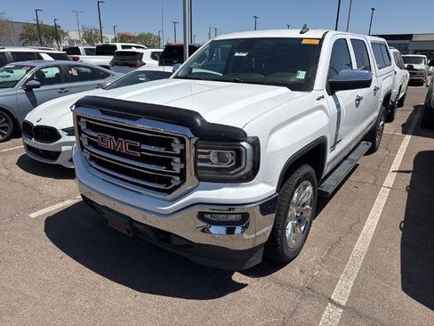 Used 2018 GMC Sierra 1500 SLT AWD/4WD image 1